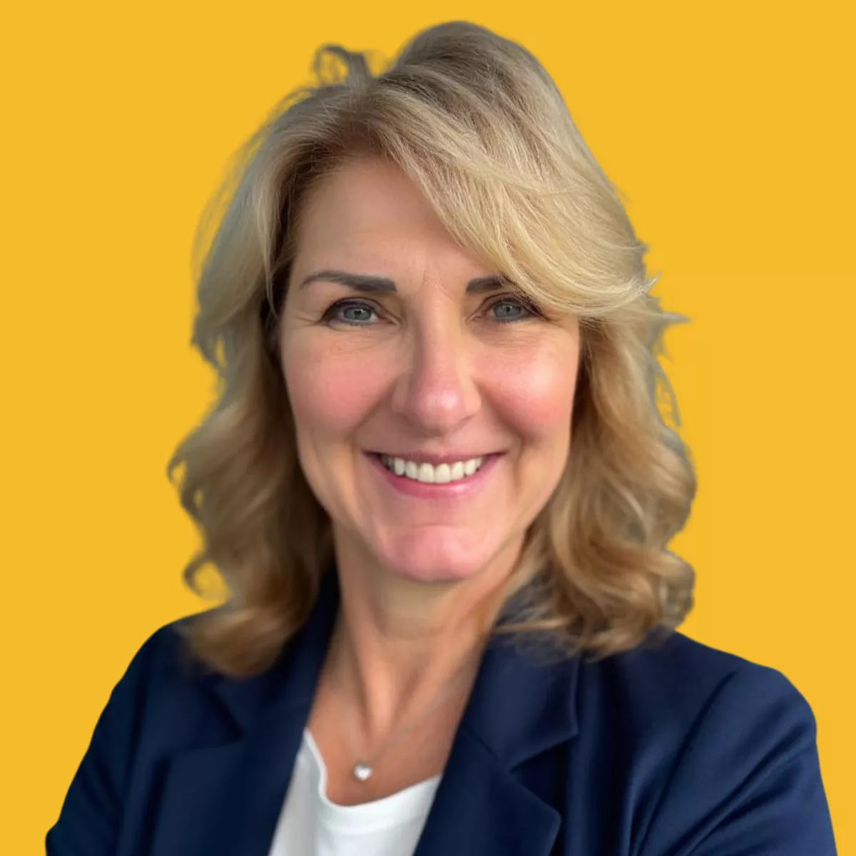 Heike vor gelbem Hintergrund